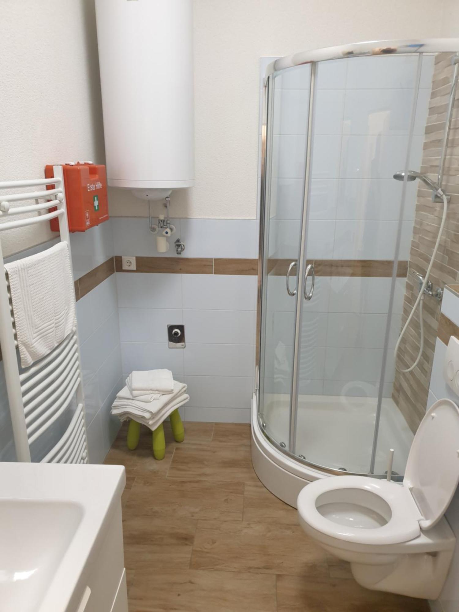 Apartment & Zimmer Hofacker Pernegg an der Mur Exteriör bild